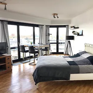 Apartment Cosy, Modern Studio With An Awesome View Of Ostende