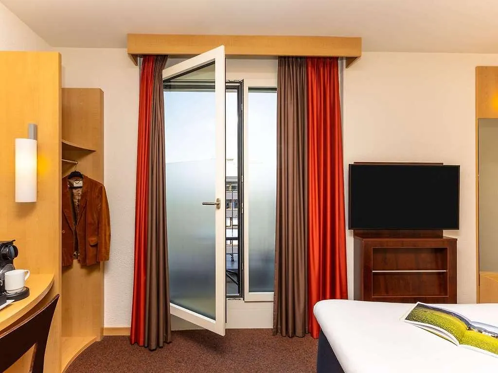 Hotel Ibis Basel Bahnhof 2*,  Suisse