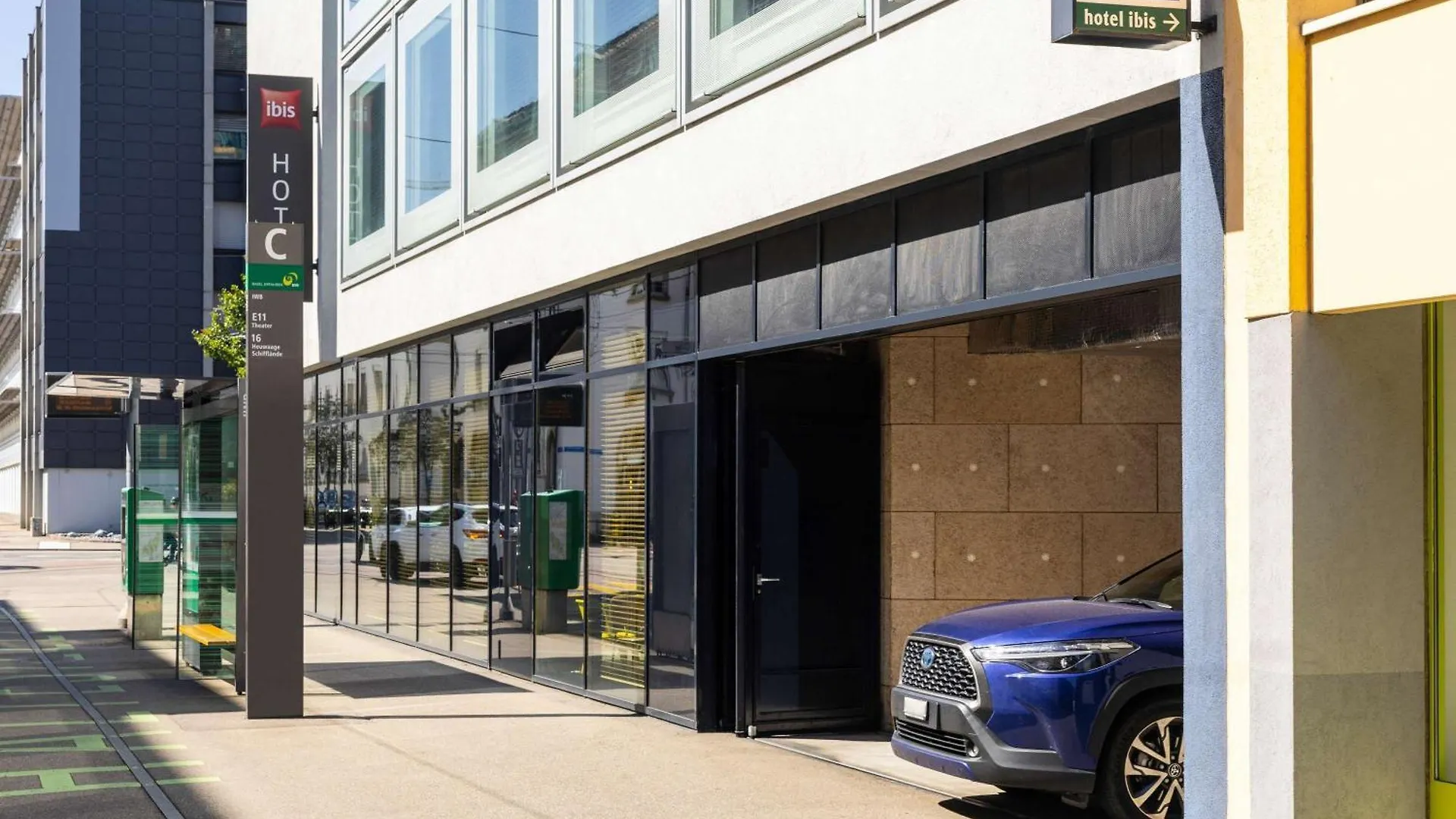 **  Hotel Ibis Basel Bahnhof Suisse